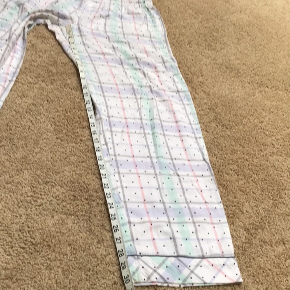 Victoria’s Secret medium white dot print pajamas. - Picture 6 of 7